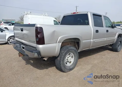 2005 Chevrolet Silverado 2500Hd Ls from USA, damaged, VIN 1GCHC23U05F823455
